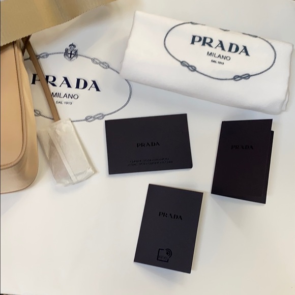 ❌NEW Prada Nylon Re-Edition 2005 Cammeo Beige - Picture 2 of 7